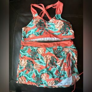 SHEIN Coral Green Tropical Floral Swim Set